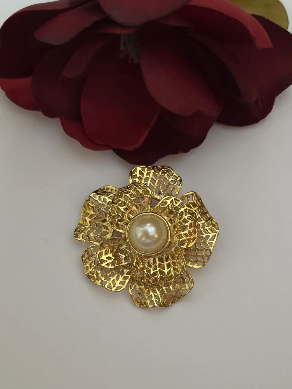 Vintage Gold Plated Open Metal Work Flower Petal & Faux Pearl Brooch